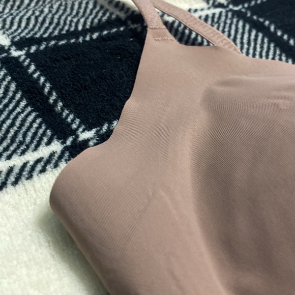 Tan and light brown bras never been worn - Picture 4 of 5